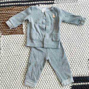 Carter’s long John set (9 month)